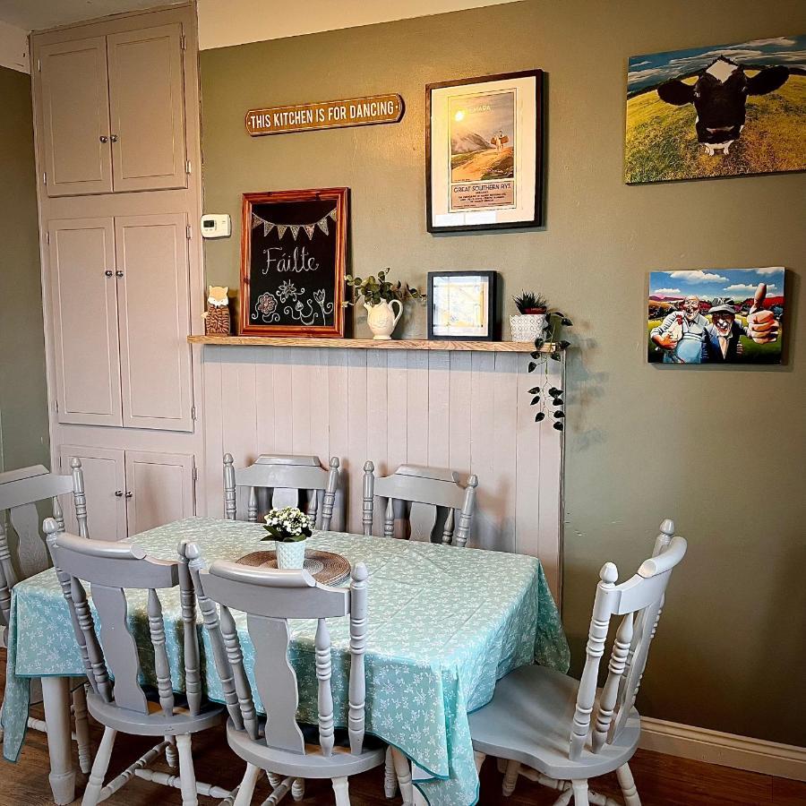 Wild Atlantic Stay Cottage 골웨이 외부 사진
